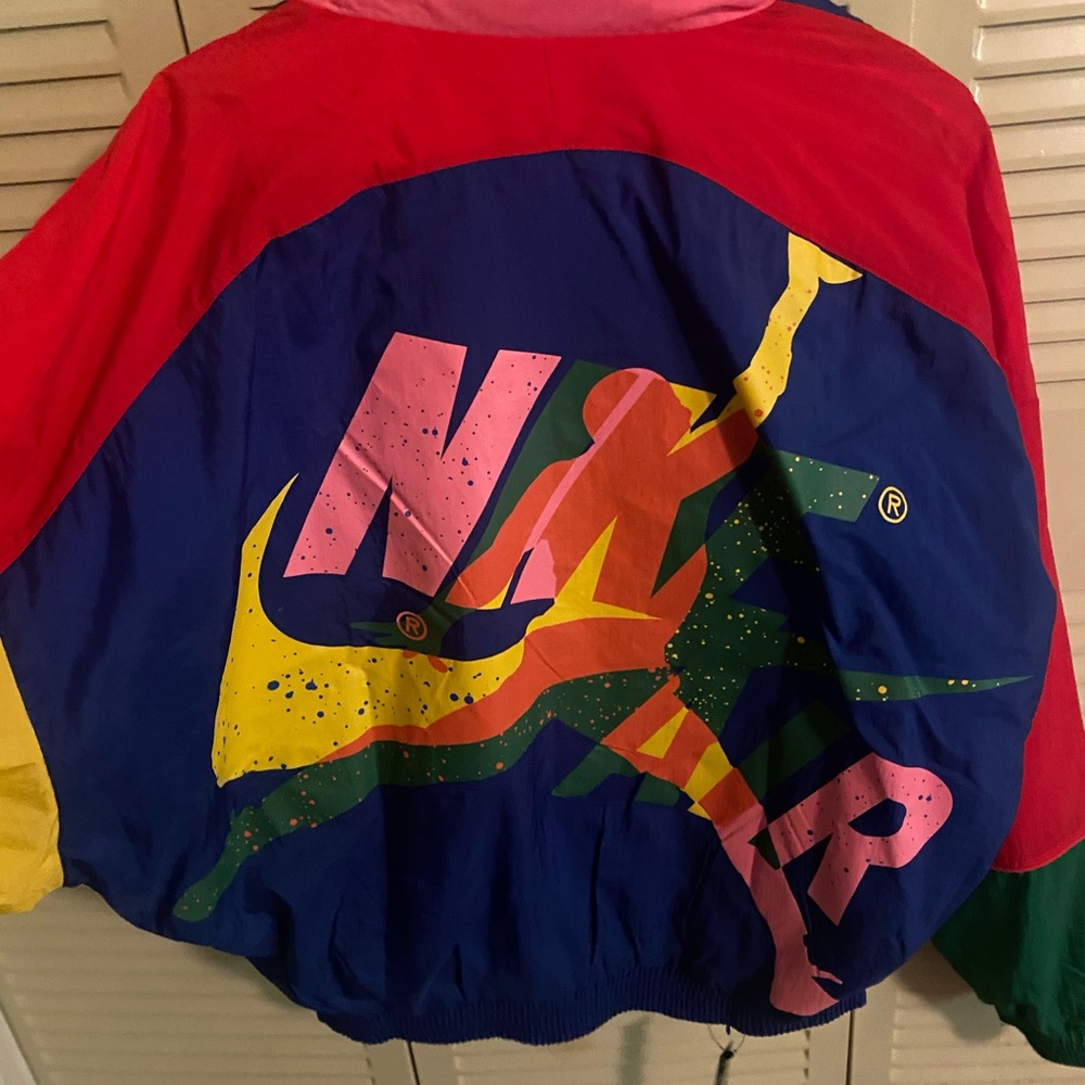 Nike/Jordan Windbreaker